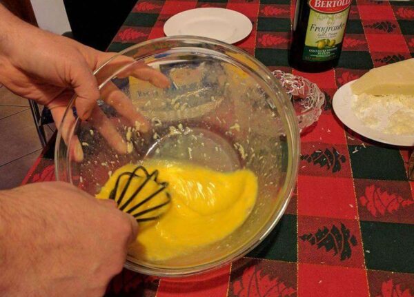 Reteta spaghete carbonara - iata cum se prepara pas cu pas spaghetti alla carbonara