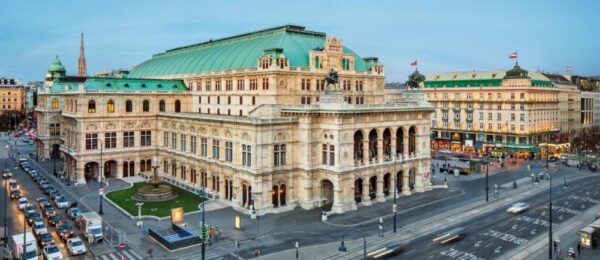 Unde trebuie sa mergi in Viena ca sa vezi cele mai frumoase locuri de vizitat: Opera de stat din Viena