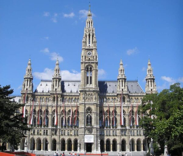 Ce sa vizitezi in Viena gratis: Primaria din Viena Austria