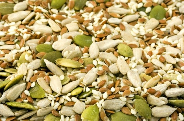 8 tipuri de seminte: beneficii, proprietati si mod de utilizare